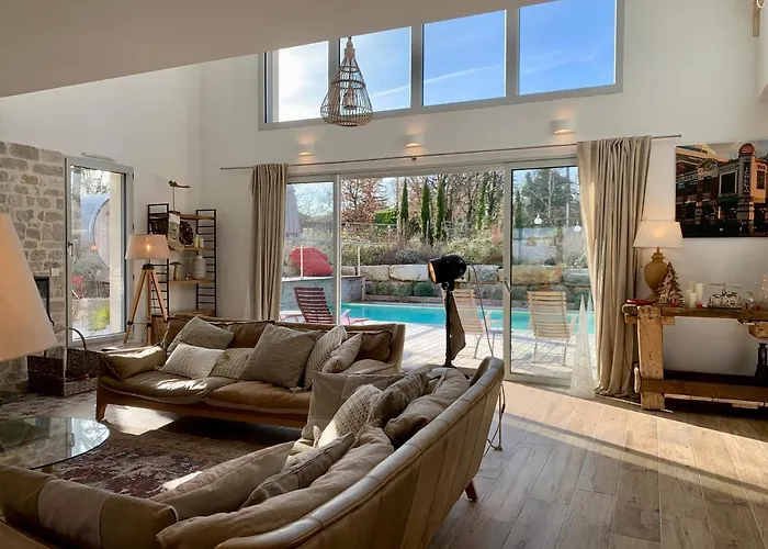 De Charme Le Clos De La Fontaine Piscine & Pensión Labastide-Marnhac