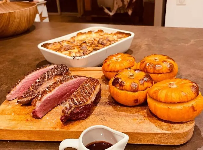 De Charme Le Clos De La Fontaine Piscine & Pensión