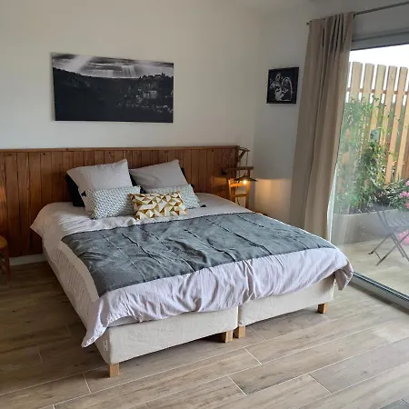 De Charme Le Clos De La Fontaine Piscine & Gæstehus Labastide-Marnhac