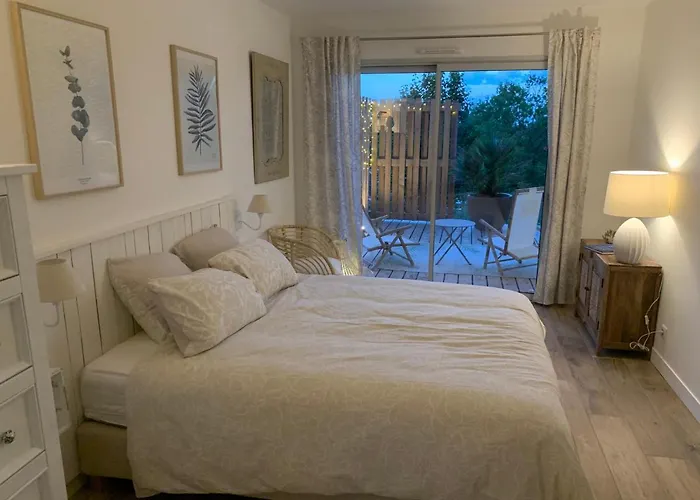 De Charme Le Clos De La Fontaine Piscine &