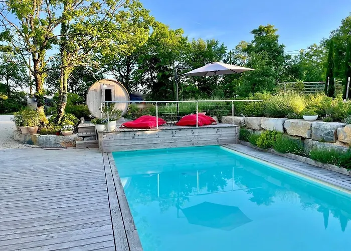 De Charme Le Clos De La Fontaine Piscine & 4*