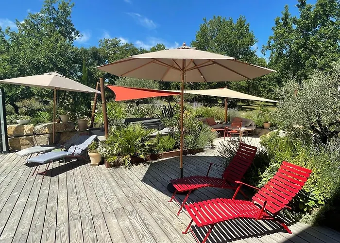 De Charme Le Clos De La Fontaine Piscine & 4*